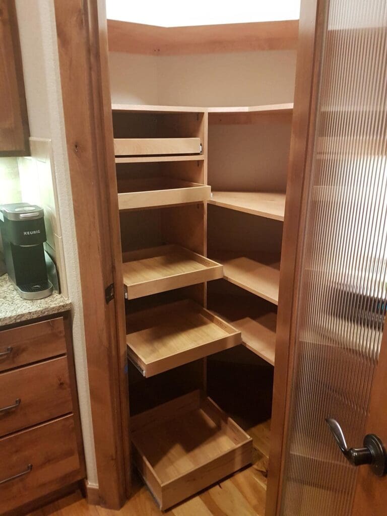 Corner pantry after